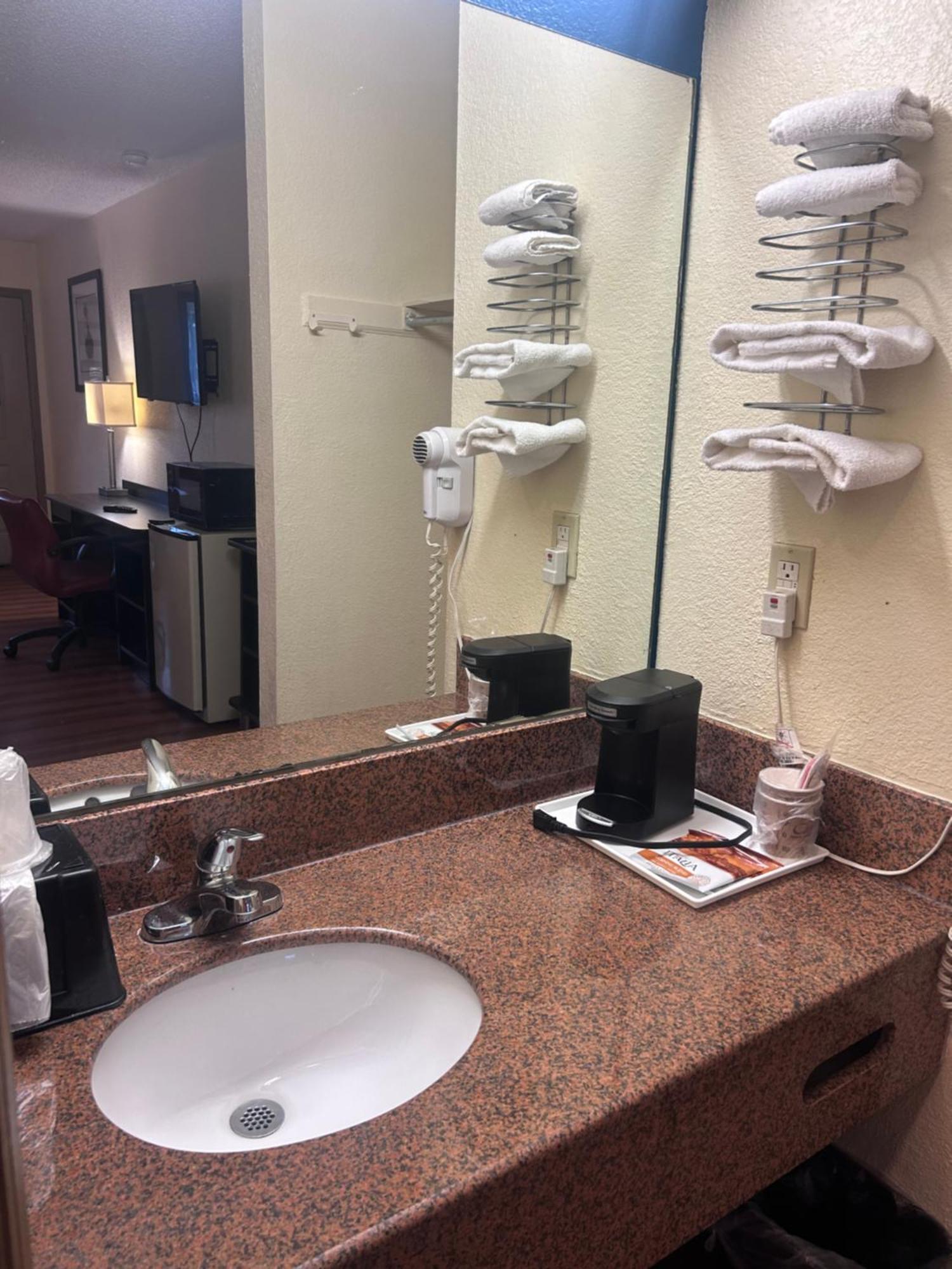 Americas Best Value Inn Dayton Kültér fotó